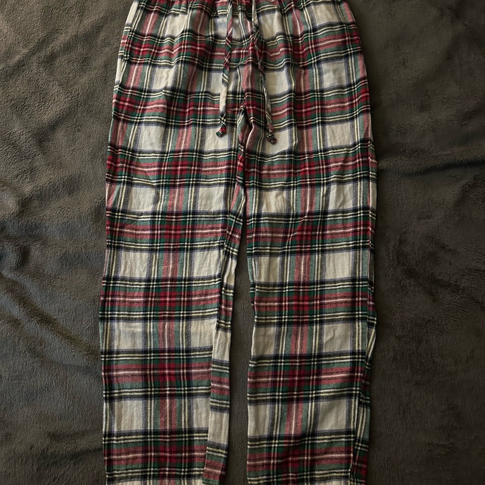 Macy's Red and Green Sweatpants Cozy Joggers